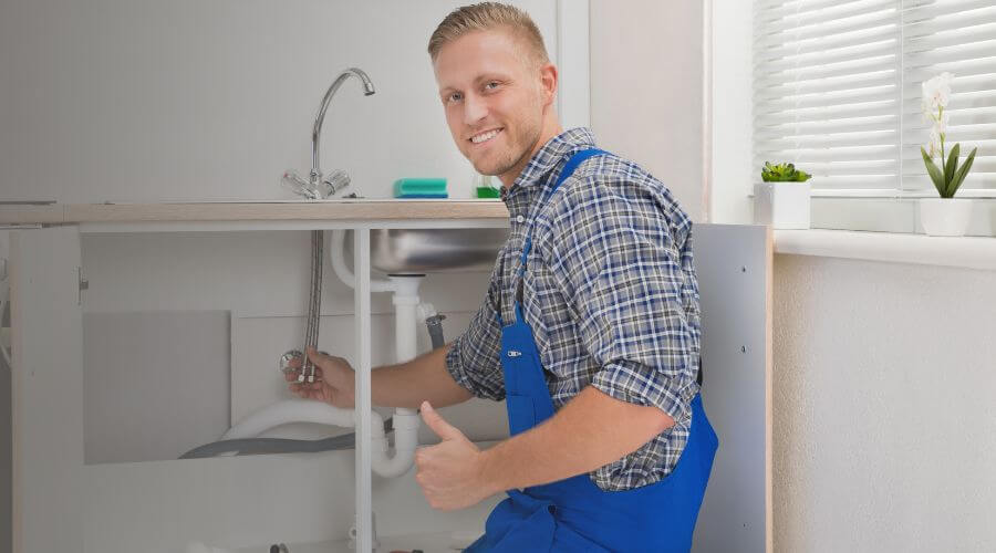 Local tankless water heater installation in De Soto, IA